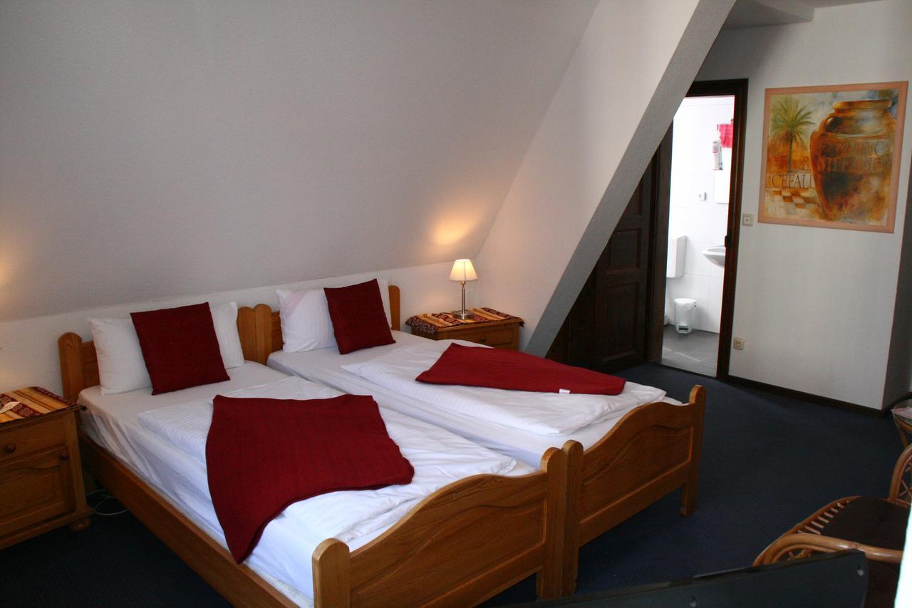 Hotel Village Celle Bagian luar foto